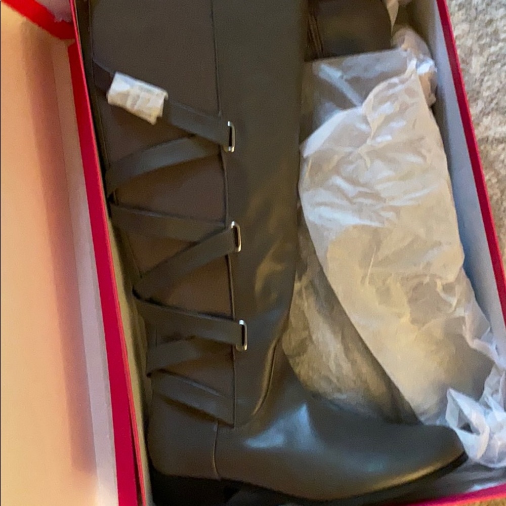 Women’s wide calf knee high boots
